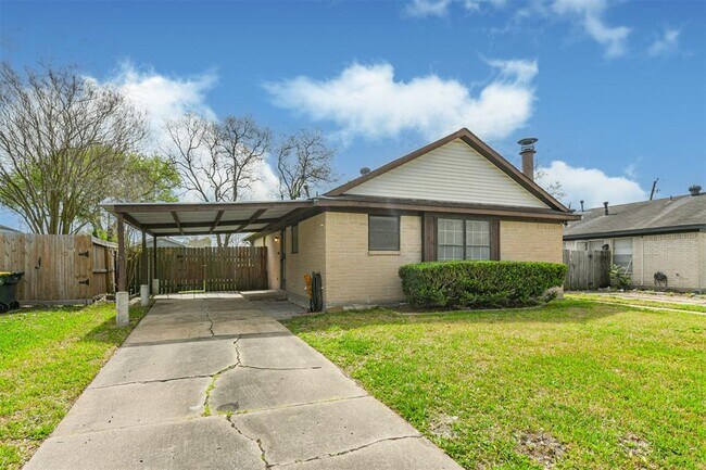 Building Photo - 4655 Orange Cir S