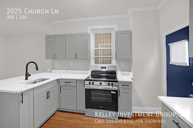 Building Photo - 2025 Church Ln