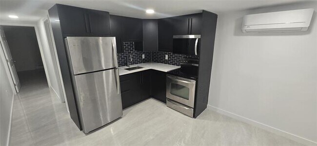 Foto del edificio - 5310 SW 23rd Terrace