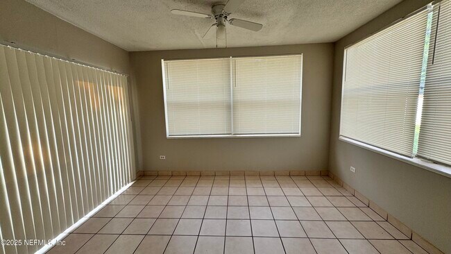 Building Photo - 6536 Anvers Blvd S