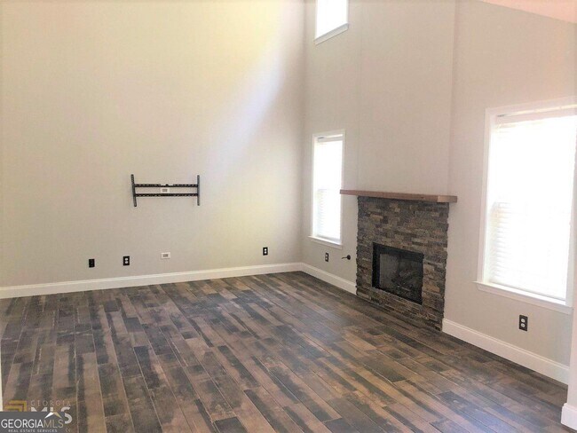 Foto del edificio - 3320 Northcliff Dr