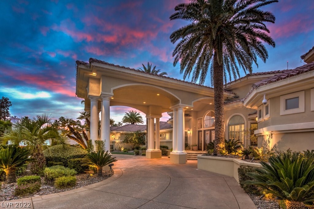Foto principal - 7440 Oak Grove Ave