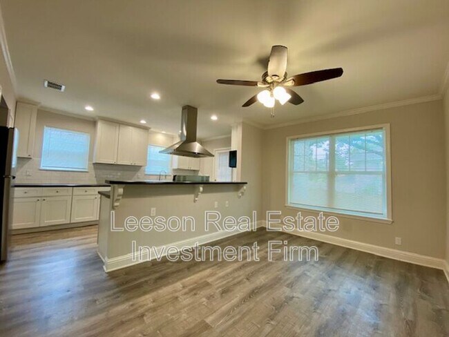 Foto del edificio - 2721 Fairfield Ave