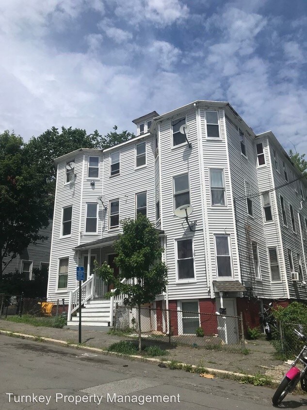 Primary Photo - 51-53 Bellevue Ave