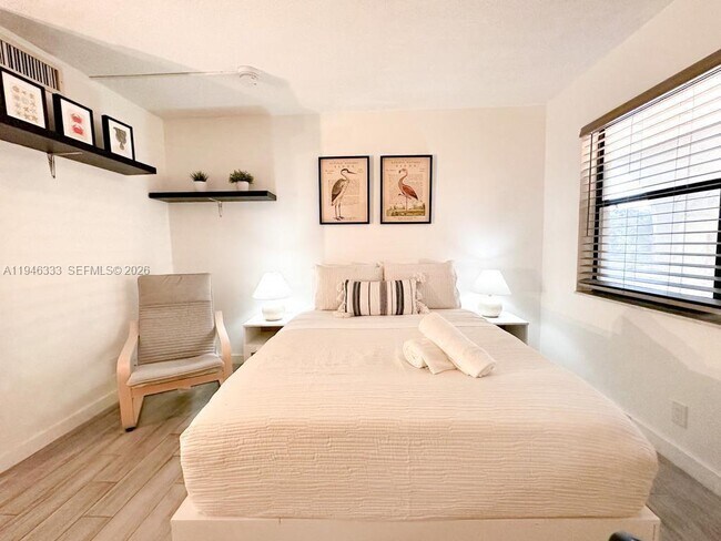 Foto del edificio - 664 SE 20th Ave