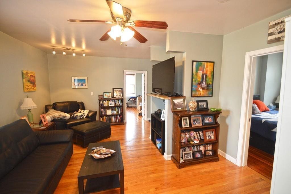 Foto principal - 78 Parsons St