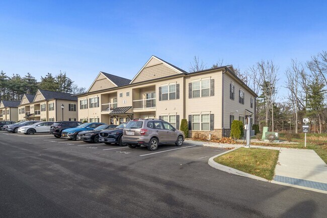 Foto del edificio - 102 W Creek Ln