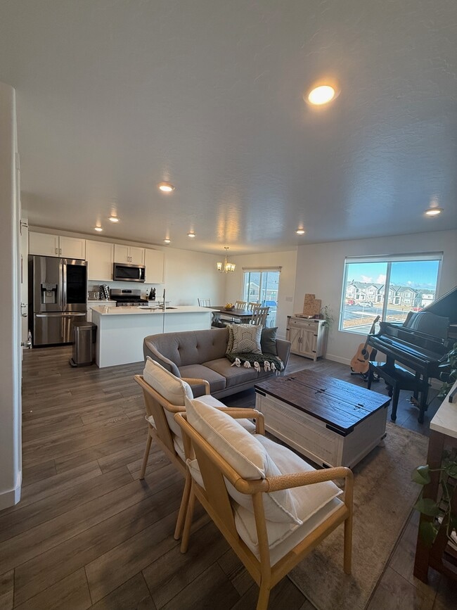 Foto del edificio - 3948 W Corn Patch Ave