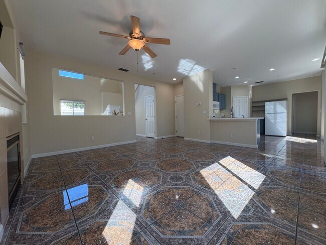Foto del edificio - 687 Rockspray Cir