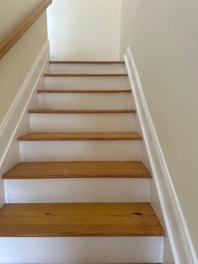 Stairs - 25743 147th Dr