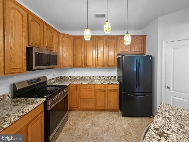 Building Photo - 113 Whiskey Creek Cir