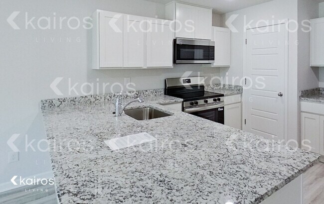 Foto del edificio - 14255 War Admiral Ave