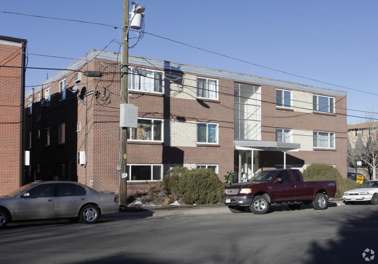 553 S Forest St, Glendale, CO 80246 Apartments in Glendale, CO