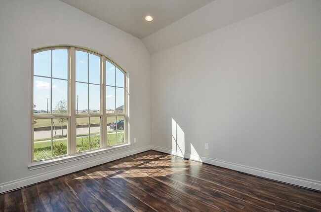 Foto del edificio - 3230 Shadow View Ln