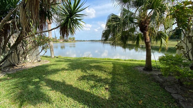 Building Photo - 2054 Tigris Dr