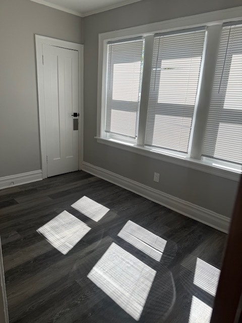Building Photo - 8650 Trumbull Ave