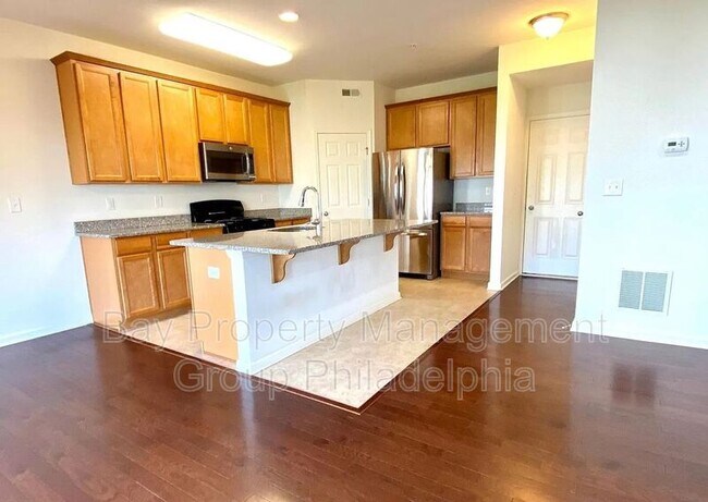 Foto del edificio - 283 Fairfield Cir W