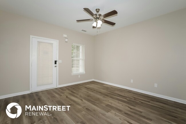 Building Photo - 4830 Tangerine Cir