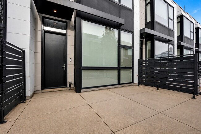 Foto del edificio - 1017 N Cleveland Ave
