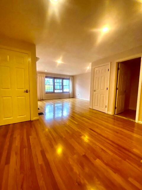 Foto del edificio - 43 Merrymount Rd