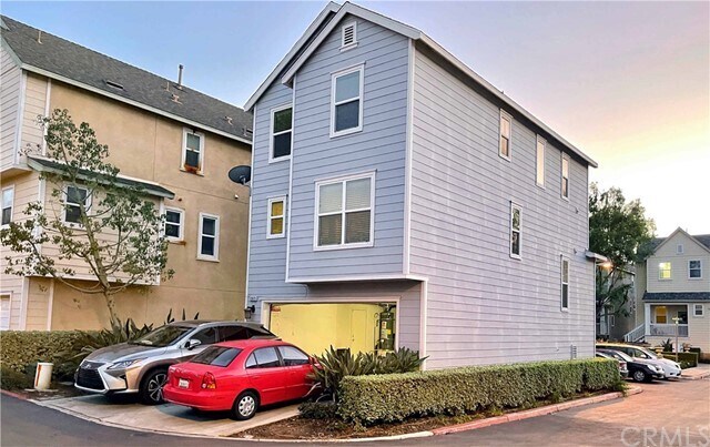 Building Photo - 12973 New Haven Loop