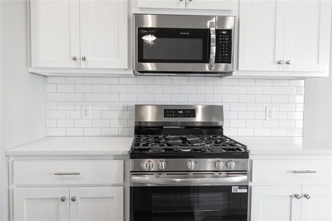 Foto del edificio - 1013 SE 30th St