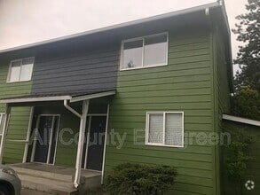 Building Photo - 1540 29th St SE