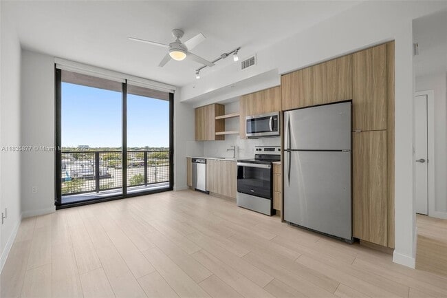 Photo - 555 NE 8th St Apartment