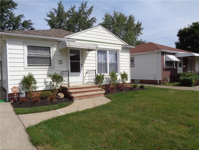 Building Photo - 7714 Dorothy Ave