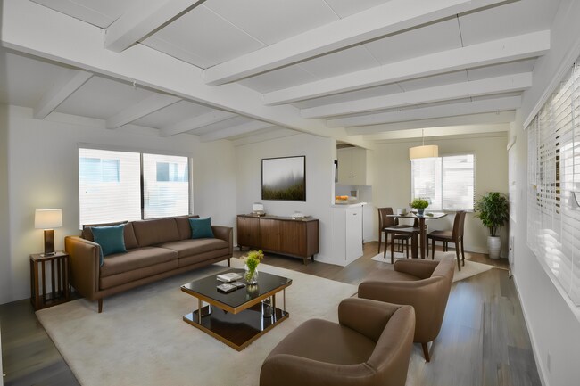 Building Photo - 6125 Whitsett Ave