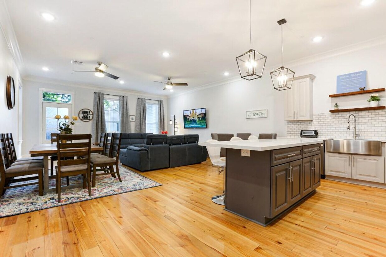 Foto principal - 1635 Erato St