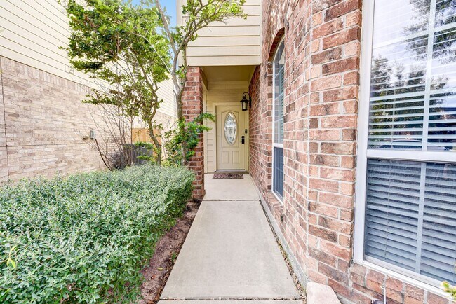 Foto del edificio - Marvelous 6bed 3.5 Bath Home in Cypress, TX!