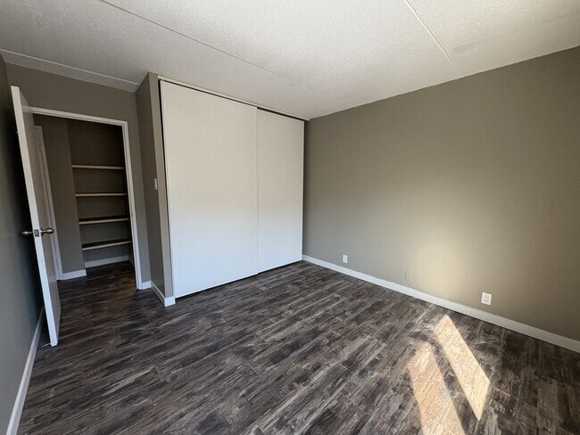 Photo du bâtiment - 411 Ellerdale St