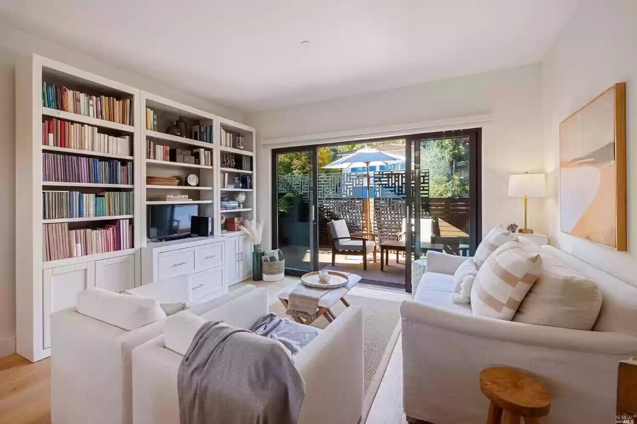 Foto principal - 37 Lovell Ave