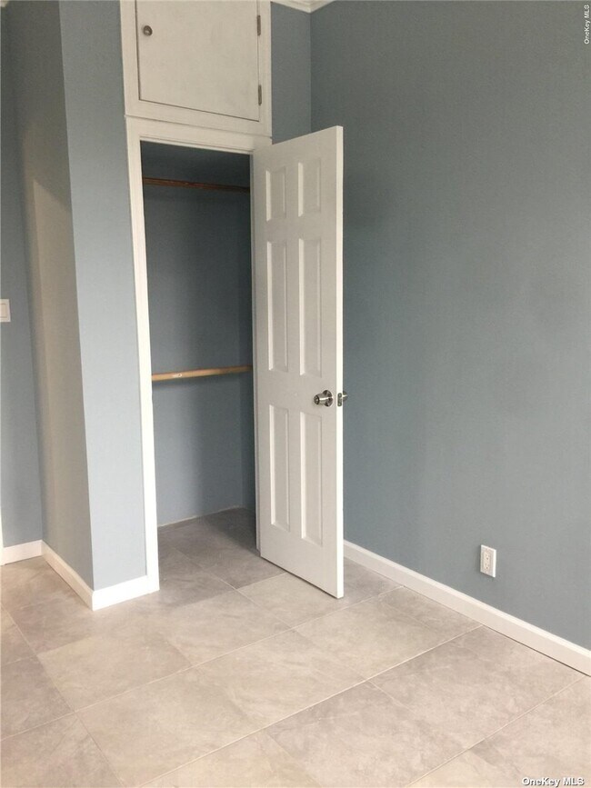 Foto del edificio - 896 New Lots Ave