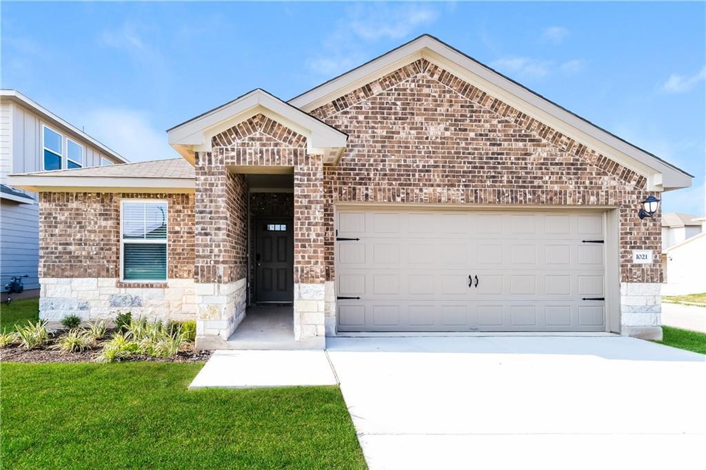 1021 Round Bale Rd, Hutto, TX 78634 House Rental in Hutto, TX