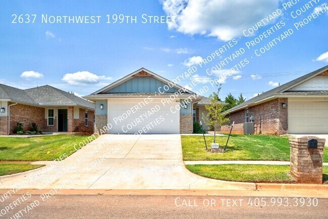 Foto del edificio - 2637 NW 199th St