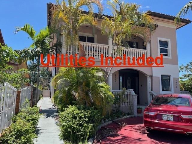 Foto principal - 2836 SW 2nd St