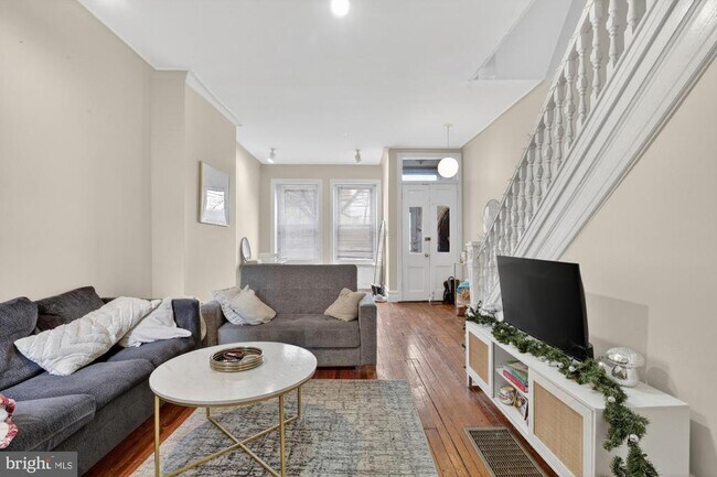 Foto del edificio - 2322 Poplar St