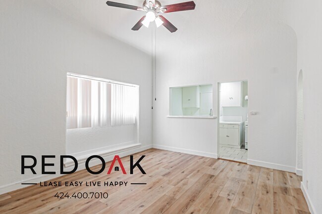 Building Photo - 739 S Normandie-101