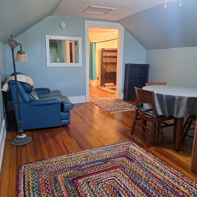 Foto del edificio - 1400 E Chilhowie Ave