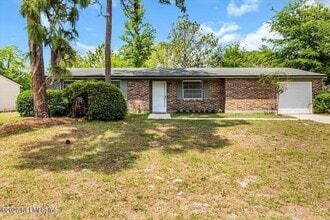 Building Photo - 2774 Mesquite Ave