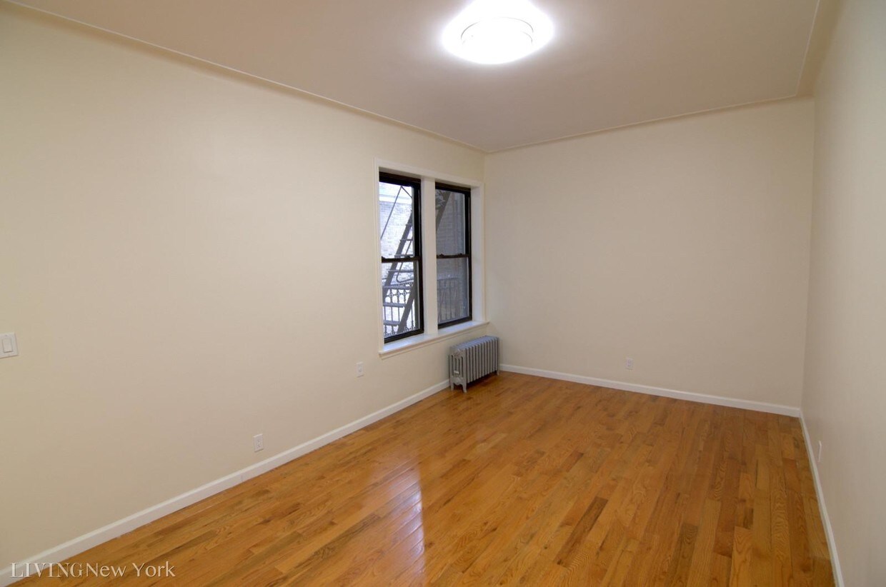 Foto principal - 4323 40th St