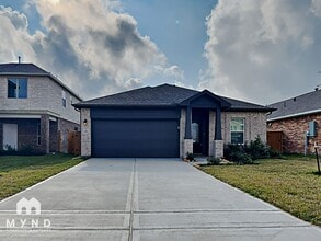 Building Photo - 13217 Villa Sola Dr