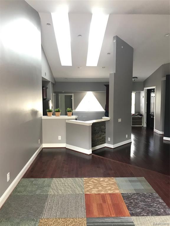 Foto del edificio - 41475 Copper Creek Dr