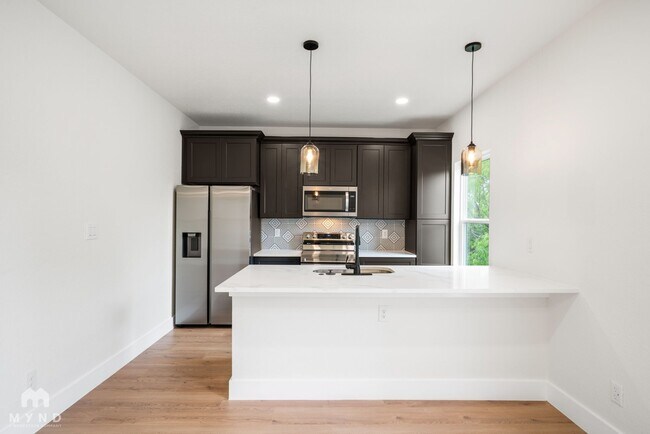 Foto del edificio - 247 Princeton Ave