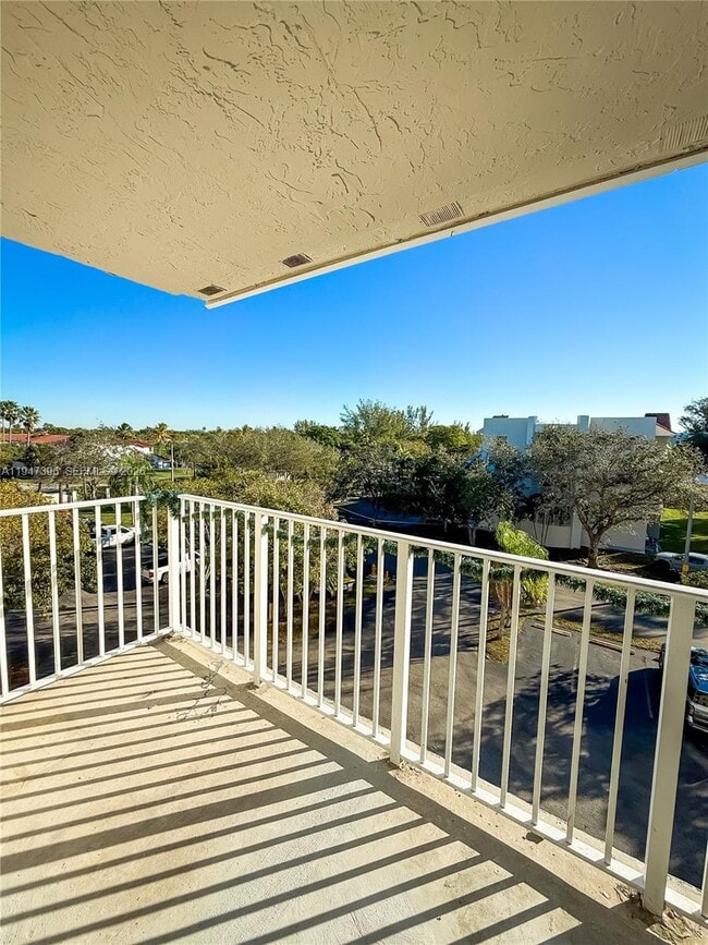 Building Photo - 8260 SW 210th St