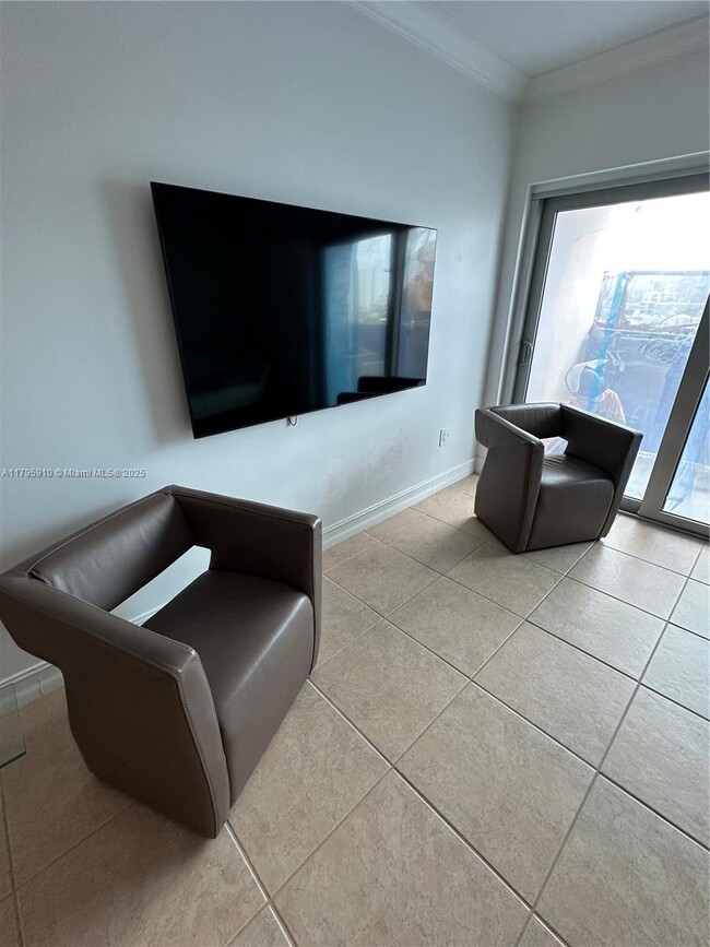 Foto del edificio - 400 Kings Point Dr