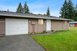 Building Photo - 9727 5th St NE