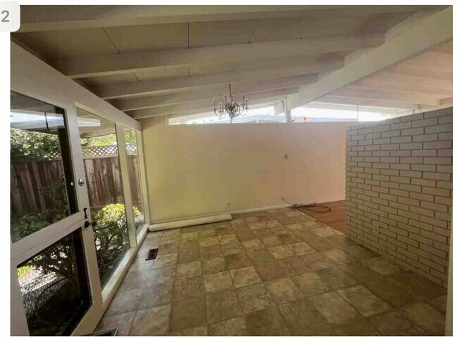 Foto del edificio - 229 Diablo Ave